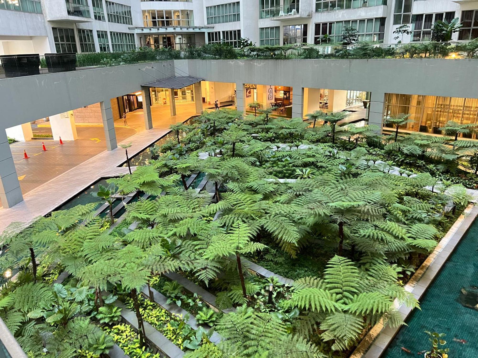 Regalia Suites & Residence By Enjoy Your Stay Kuala Lumpur Exterior photo